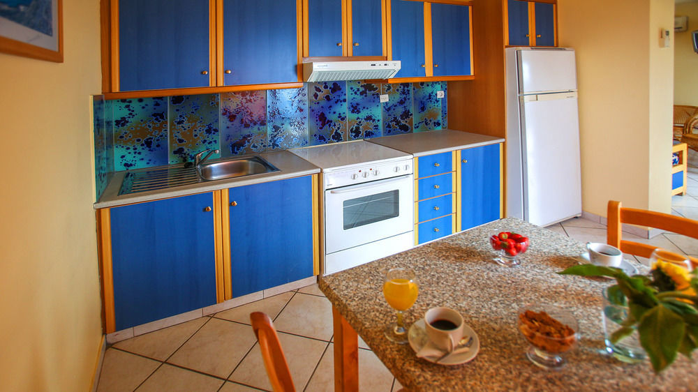Garbis Villas & Apartments Lurdáta Kültér fotó